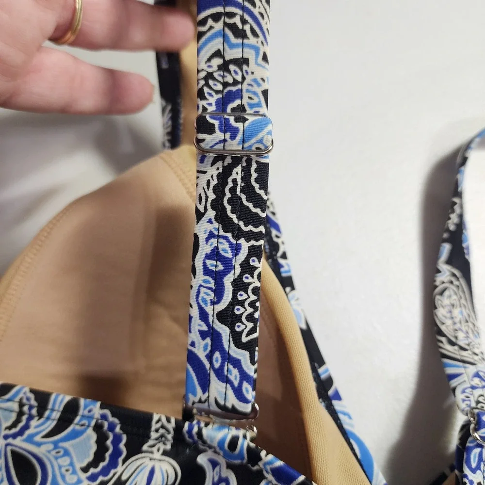 LL Bean Blue Paisley Tankini Swim Top UPF 50+‎ Size 14 pad bra adjustable straps